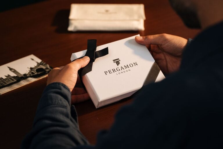 Luxus-Geschenke, die beeindrucken — Die Kunst des durchdachten Gebens mit Premium-Präsenten