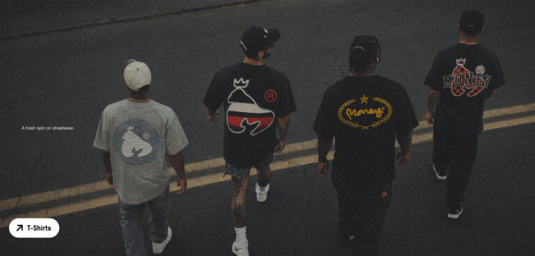 Een streetwear uniform bouwen met hoodies, tees en joggers die onderling blijven werken