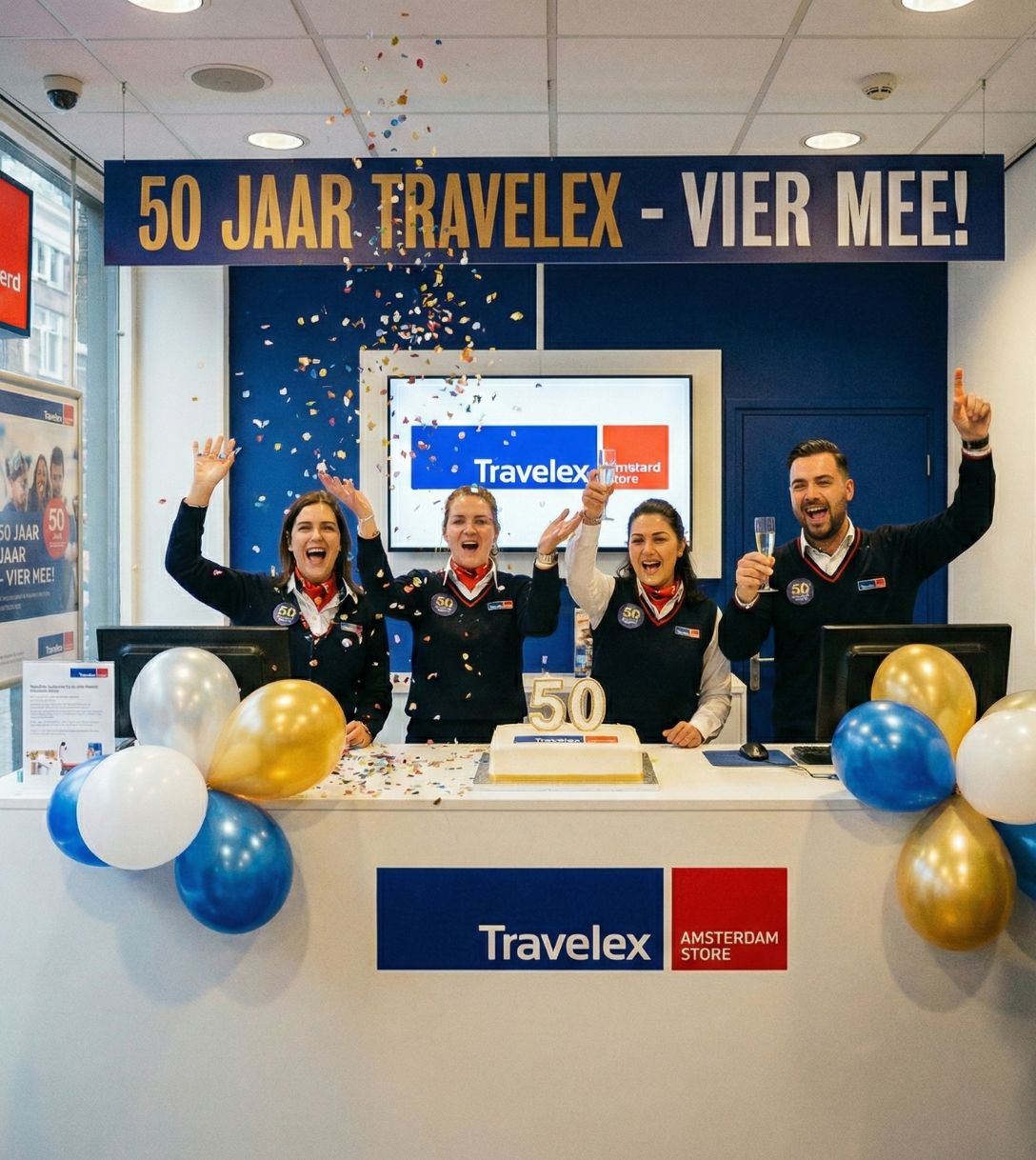 Jubileumceremonie medewerkers in gala-uniform met confetti en taart bij Travelex-balie